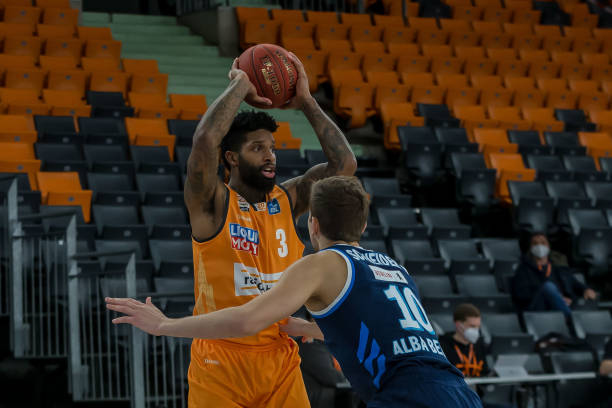 也让球迷们 也让球迷们