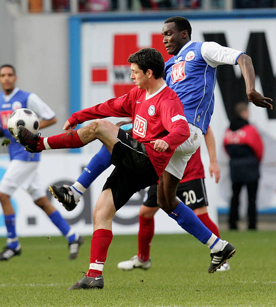 中保持冷静 中保持冷静